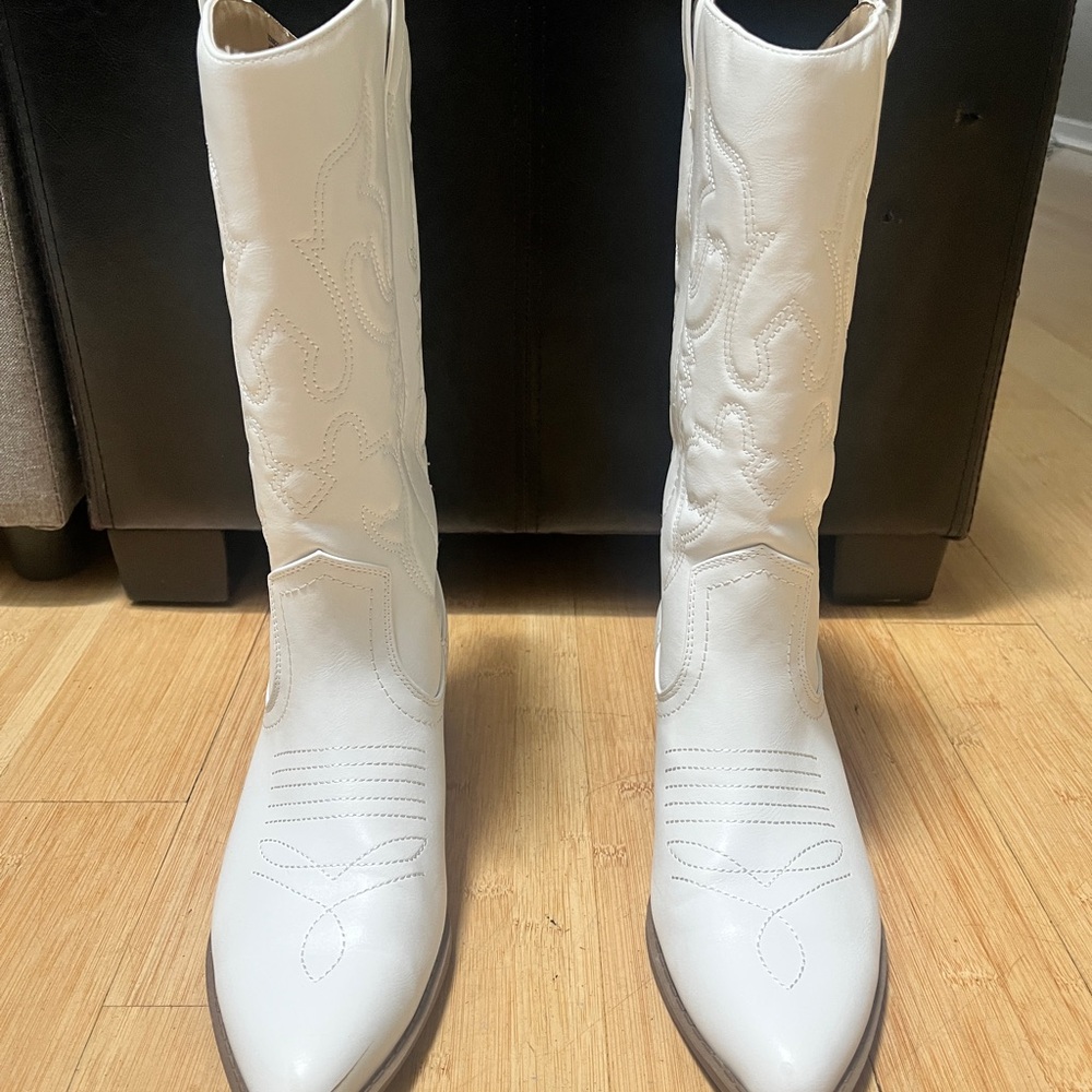 White Western Cowgirl Boots